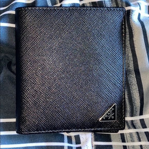Prada Wallet - Picture 1 of 3